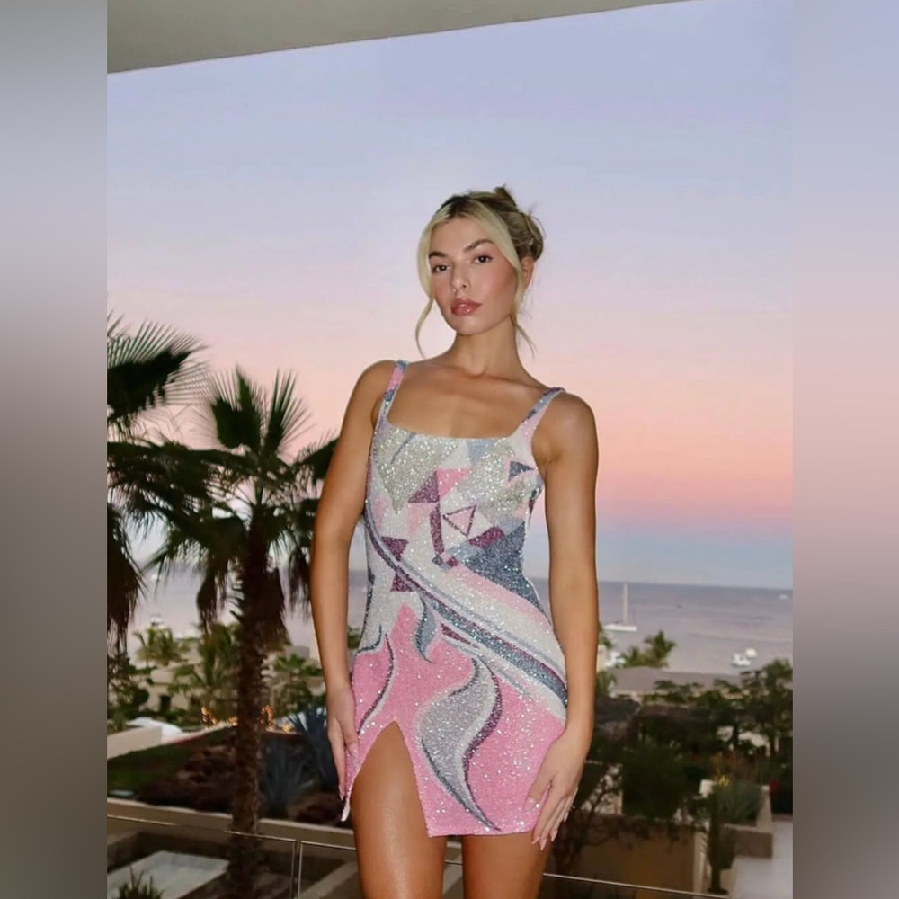 Oceanus Sofia Sequin Beaded Mini Dress Size XS Brand New with tags, never worn.